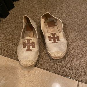 used tory burch espadrilles. tan and beige color combo. size 7